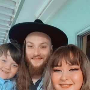 Meet your Posher, Phoebee